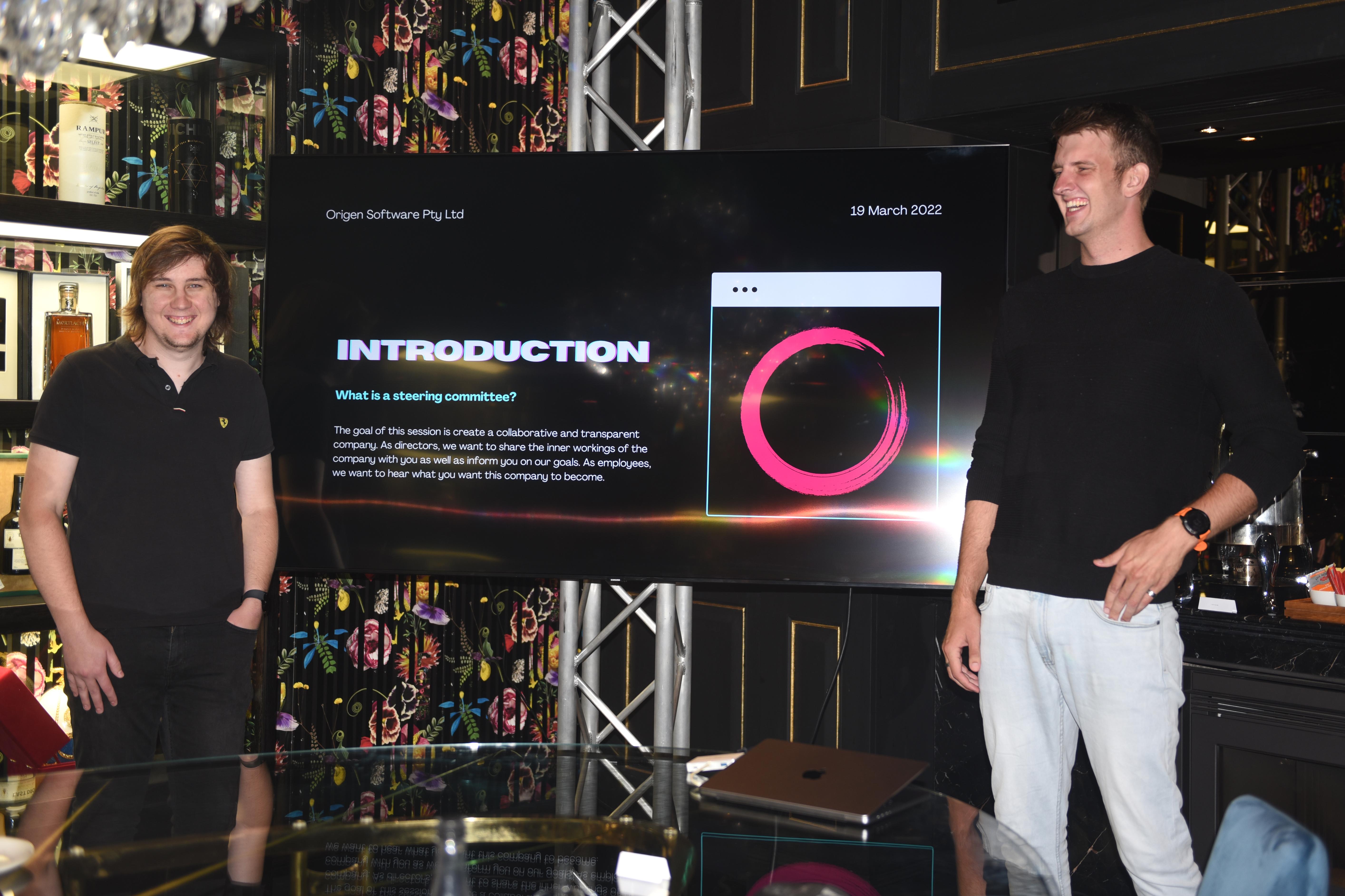 Origen 2022 — First clients abroad.